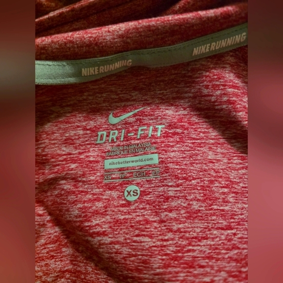 Nike Dri- FIT Running Element 1/4 Zip Pullover- Size XS- NWOT ❤️ - Picture 7 of 7
